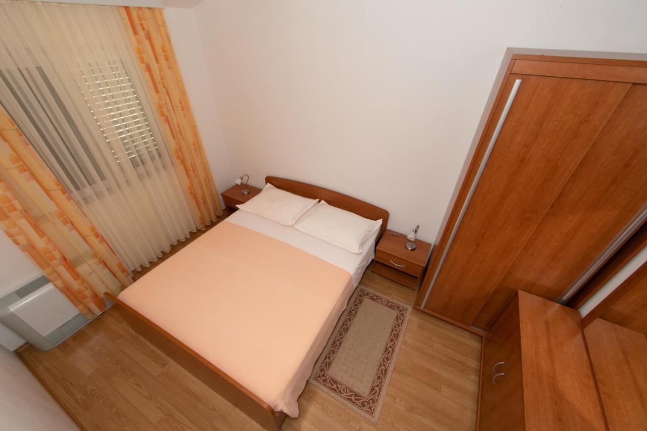 Apartmani Biser Tučepi Exterior foto